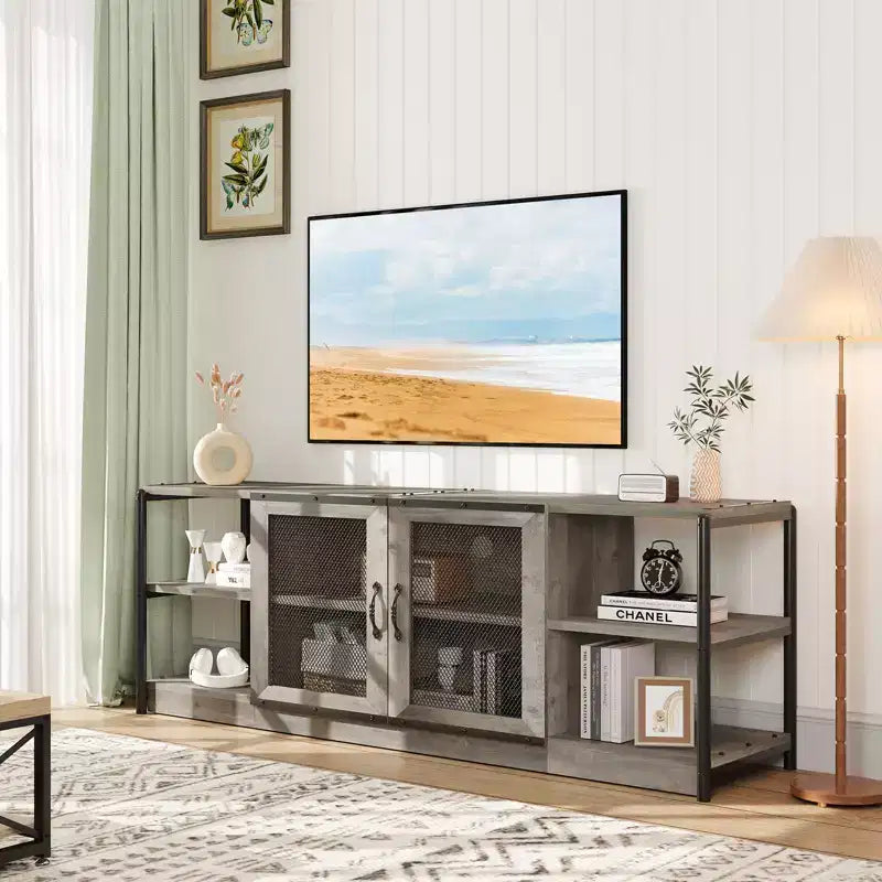 Mueble de TV de 63" en gris rústico/color retro con 2 puertas de malla, para televisores de hasta 70"